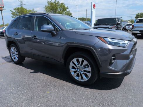 Used 2025 Toyota RAV4 XLE Premium w/ Weather Package AWD/4WD image 7
