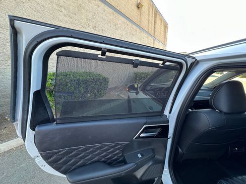 Used 2023 Mitsubishi Outlander SEL AWD/4WD image 12