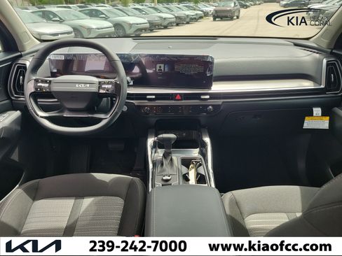 New 2026 Kia Sorento LX FWD image 14