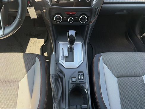 Certified 2022 Subaru Crosstrek 2.0i Premium AWD/4WD image 15