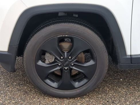 Certified 2018 Jeep Compass Latitude w/ Popular Equipment Group image 14