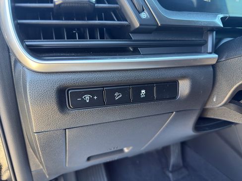 Used 2024 Kia Telluride S w/ S Sunroof Package image 13