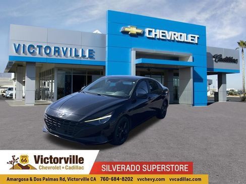 Used 2021 Hyundai Elantra SEL w/ Convenience Package FWD image 1