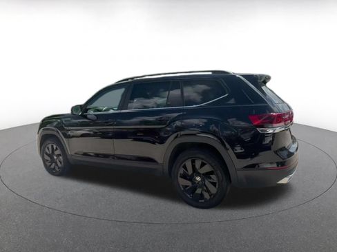 Used 2026 Volkswagen Atlas SE AWD/4WD image 9