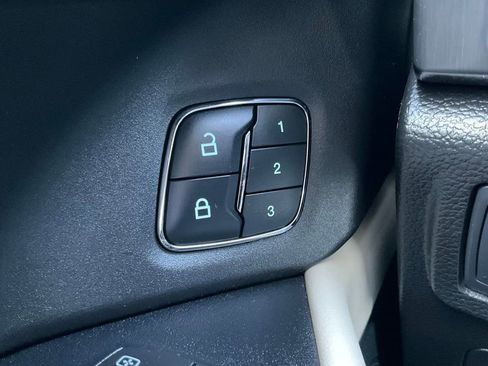 Used 2018 Ford Expedition Platinum image 62