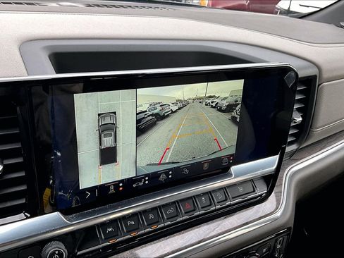 Used 2024 Chevrolet Silverado 1500 LTZ image 27