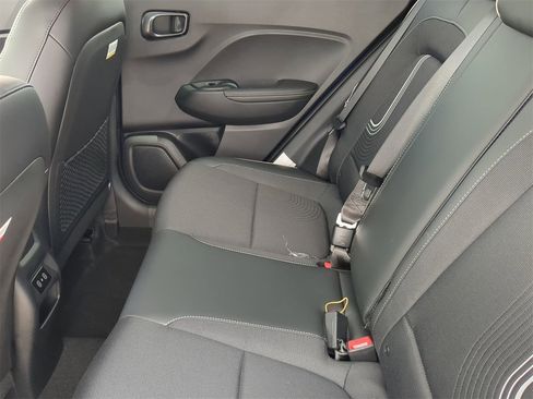 New 2025 Hyundai Venue Limited image 16