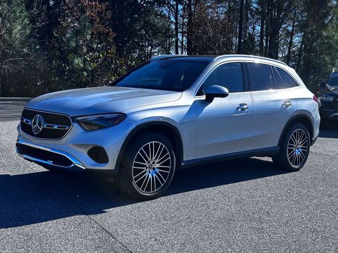 Certified 2023 Mercedes-Benz GLC 300 image 5