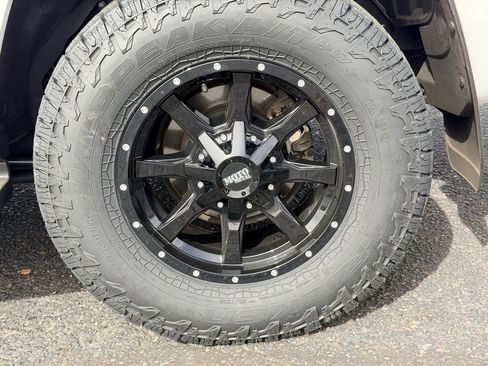 Used 2024 Toyota 4Runner SR5 image 42