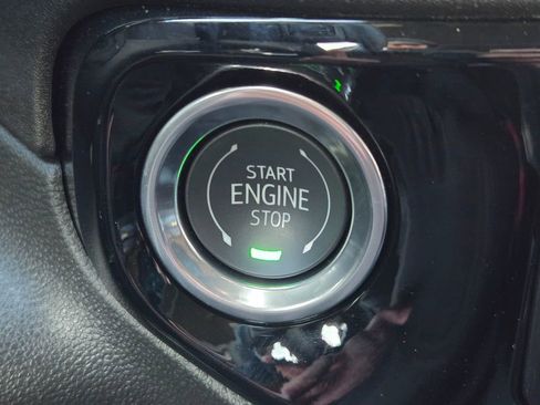 New 2025 GMC Sierra 2500 SLE w/ SLE Value Package; image 29