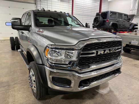 Used 2024 RAM 5500 Tradesman w/ Chrome Appearance Group image 1