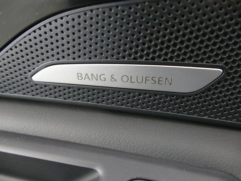 New 2025 Audi Q5 Premium Plus image 12