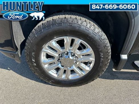 Used 2022 GMC Sierra 3500 Denali image 8