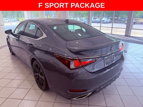 Certified 2022 Lexus ES 350 F Sport w/ Accessory Package 2 FWD image 7