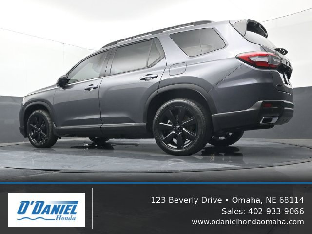 Used 2025 Honda Pilot Black Edition image 22