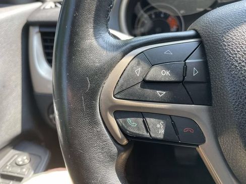 Used 2016 Jeep Cherokee Limited AWD/4WD image 26