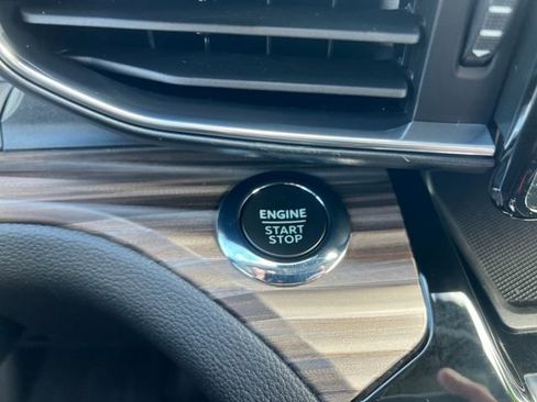 Used 2022 Ford Explorer Limited w/ Class IV Trailer Tow Package image 34