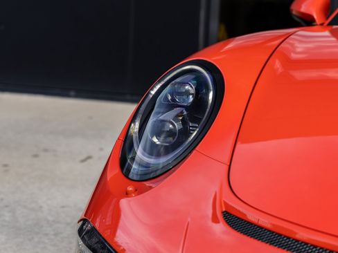 Certified 2016 Porsche 911 GT3 RS image 21