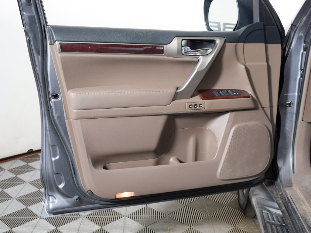Used 2019 Lexus GX 460 Luxury AWD/4WD image 17