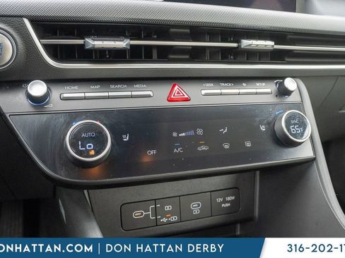 Used 2025 Hyundai Sonata SEL FWD image 8