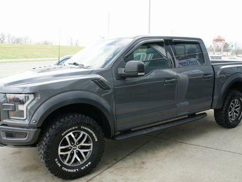 Used 2018 Ford F150 Raptor w/ Equipment Group 801A Mid image 5