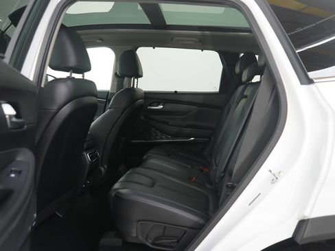 Used 2023 Hyundai Santa Fe SEL w/ Premium Package image 18