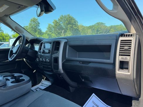 Used 2019 RAM 1500 ST w/ SXT Appearance Group AWD/4WD image 19