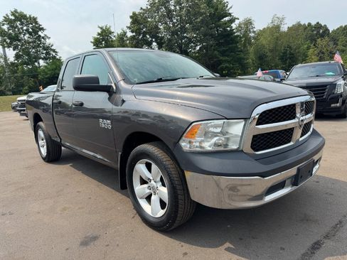 Used 2014 RAM 1500 ST w/ SXT Appearance Group AWD/4WD image 7