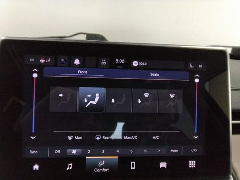 Used 2022 Jeep Compass Limited image 24