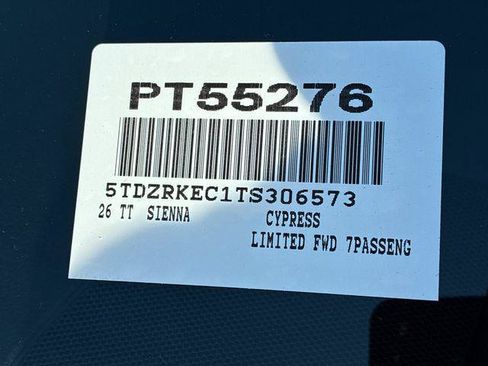 Certified 2026 Toyota Sienna Limited FWD image 31