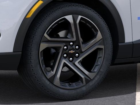 New 2026 Chevrolet Equinox EV LT w/ Convenience Package II FWD image 33