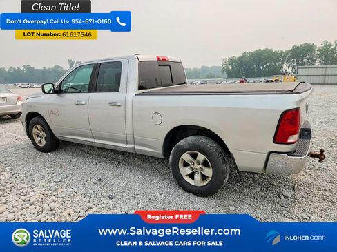 Used 2016 RAM 1500 Classic SLT AWD/4WD image 3
