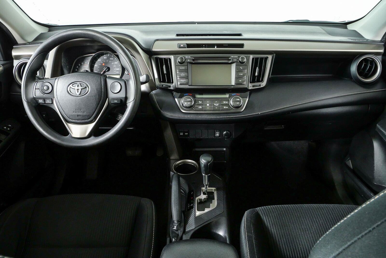 Used 2013 Toyota RAV4 XLE FWD image 17
