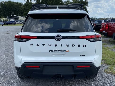 Used 2024 Nissan Pathfinder Rock Creek AWD/4WD image 6