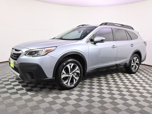 Used 2020 Subaru Outback Limited w/ Popular Package #2 image 2