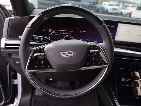 Used 2026 Cadillac Escalade ESV Sport w/ Touring Package image 13