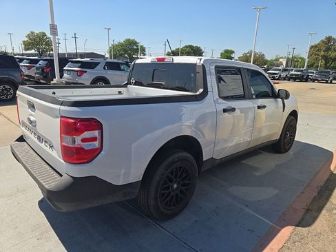 Used 2023 Ford Maverick XL image 3
