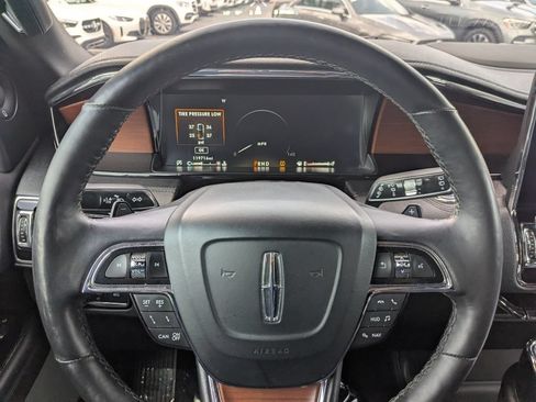Used 2020 Lincoln Navigator Reserve w/ Equipment Group 208A Reserve AWD/4WD image 18