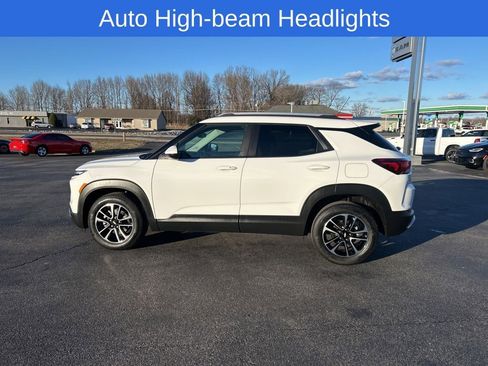 Used 2025 Chevrolet TrailBlazer LT image 7