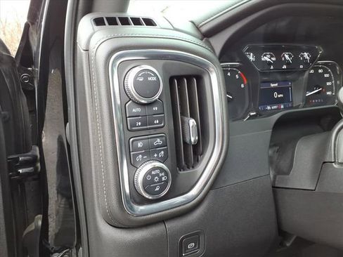 Used 2022 GMC Sierra 1500 SLT w/ SLT Premium Package image 21