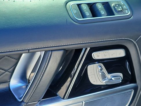 Certified 2019 Mercedes-Benz G 63 AMG 4MATIC image 22