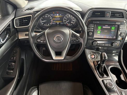 Used 2022 Nissan Maxima SV w/ Floor Mat Group FWD image 19