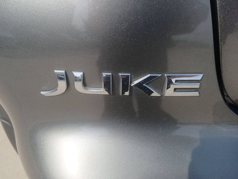 Used 2017 Nissan Juke S FWD image 28