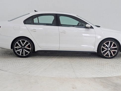 Used 2013 Volkswagen Jetta GLI Autobahn image 7