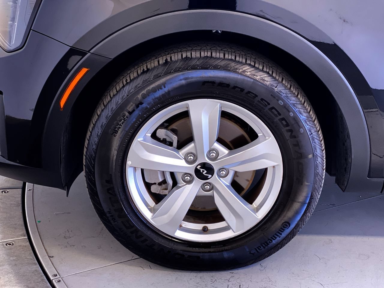 Certified 2026 Kia Sorento LX FWD image 12