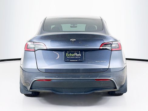 Used 2021 Tesla Model Y Long Range AWD/4WD image 7