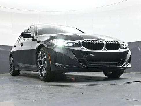 Certified 2026 BMW 330i Sedan w/ Premium Package RWD image 39