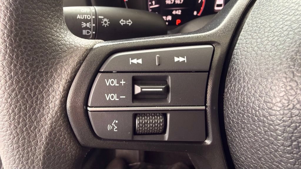 Used 2026 Honda Accord SE image 30