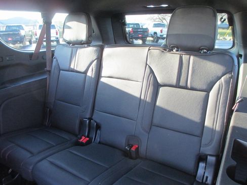 Used 2024 Chevrolet Suburban RST w/ Sport Performance Package image 22