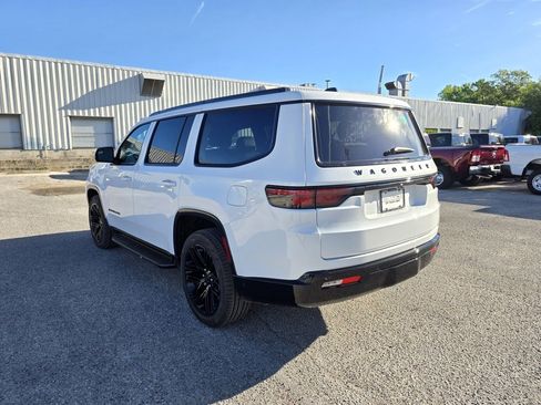 New 2025 Jeep Wagoneer Series II w/ Convenience Group I image 4